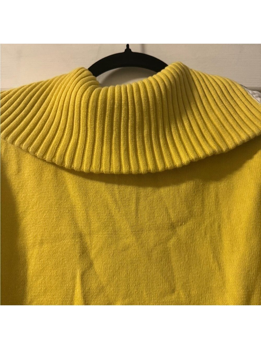 Yellow Ralph Lauren Women’s Sweater - Picture 8 of 8